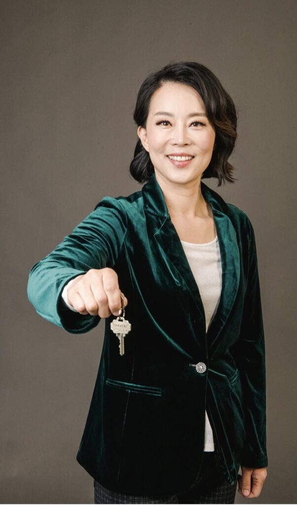 Mihwa Yi Seniors Real Estate Specialist